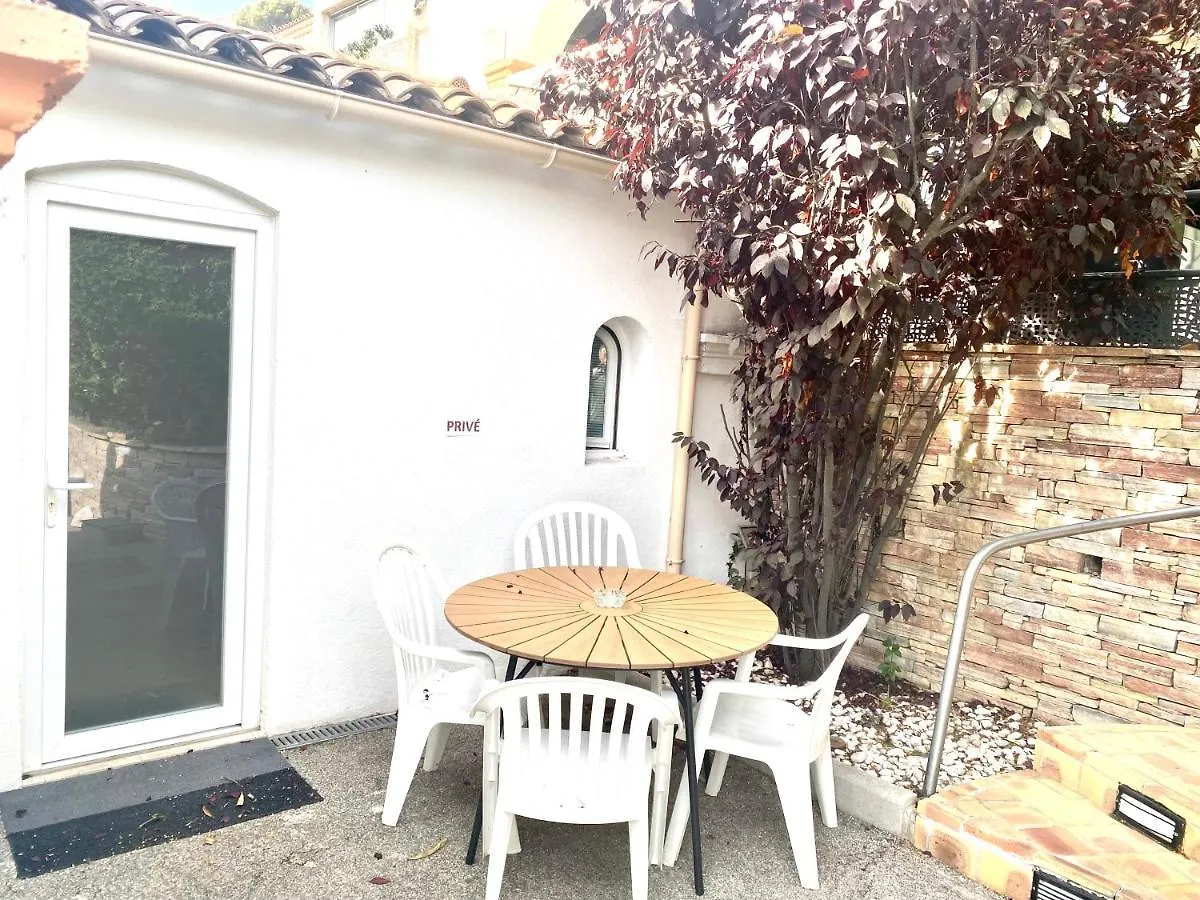 Villa Mas De La Mer La Ciotat 0*,  France